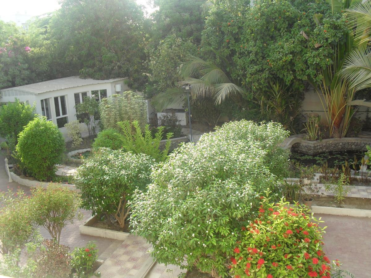 Garden Roomz Oman Muskat Bagian luar foto