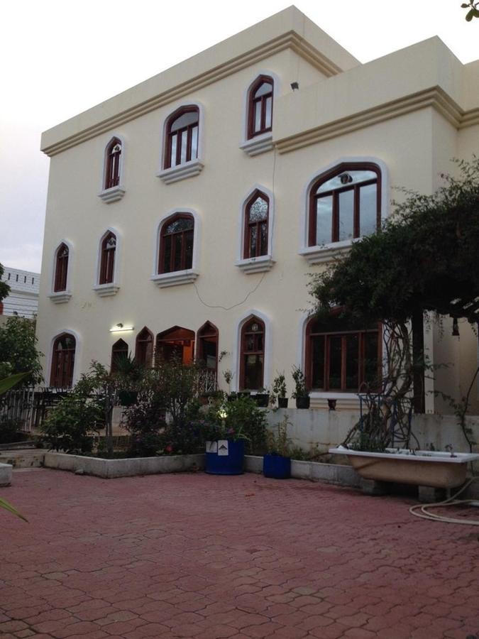 Garden Roomz Oman Muskat Bagian luar foto